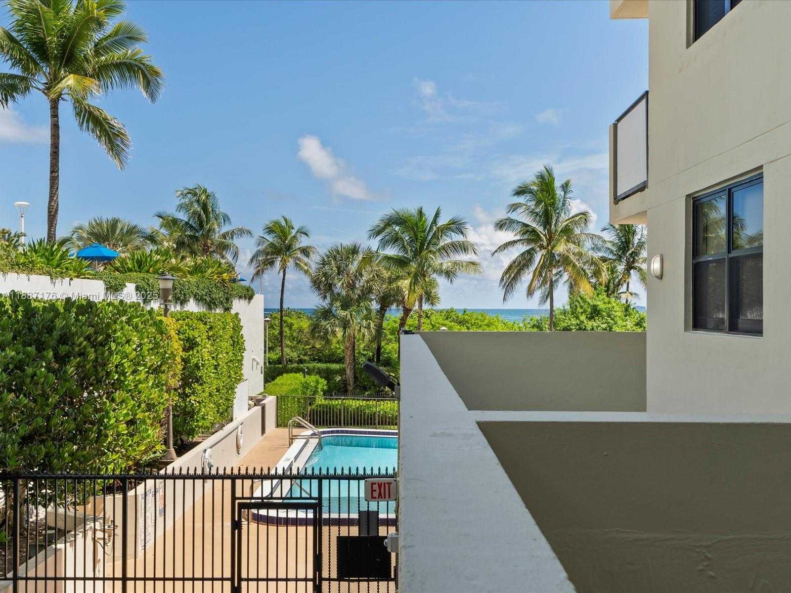 Small Image of 1623 COLLINS AVE #215, Miami Beach Number 27