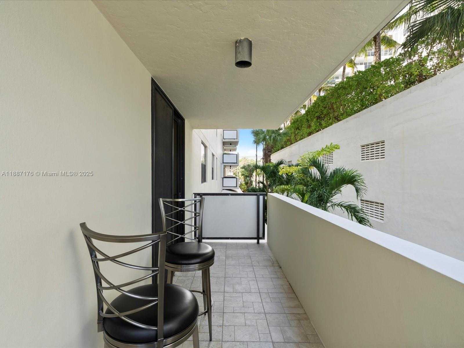 Small Image of 1623 COLLINS AVE #215, Miami Beach Number 32