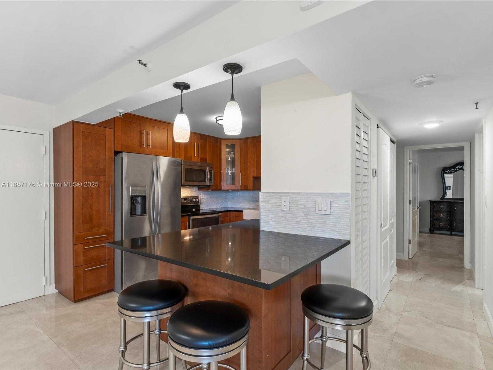 Small Image of 1623 COLLINS AVE #215, Miami Beach Number 6