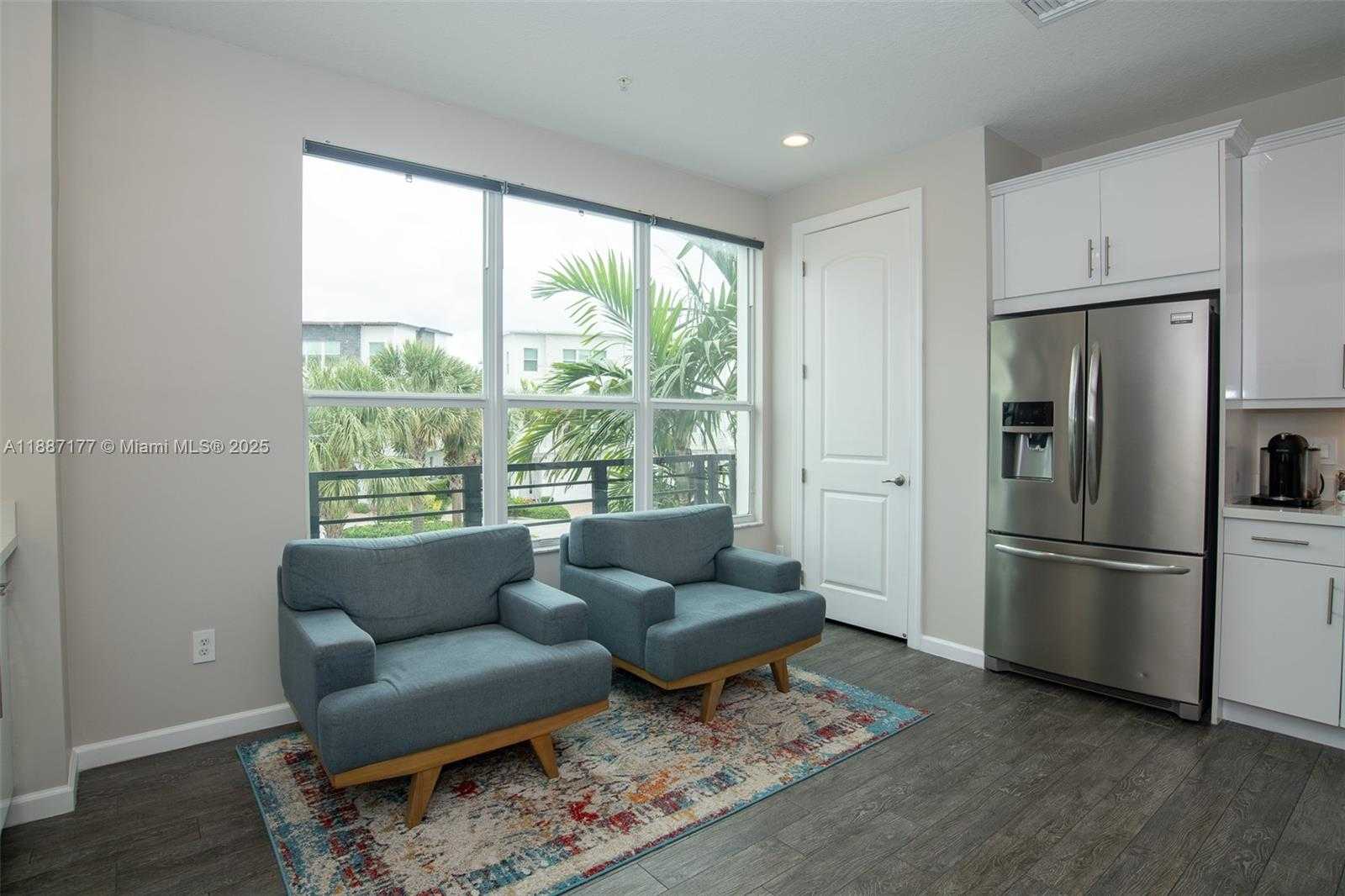 Small Image of 2900 NORTH EAST 12TH TER #14, Oakland Park Number 19