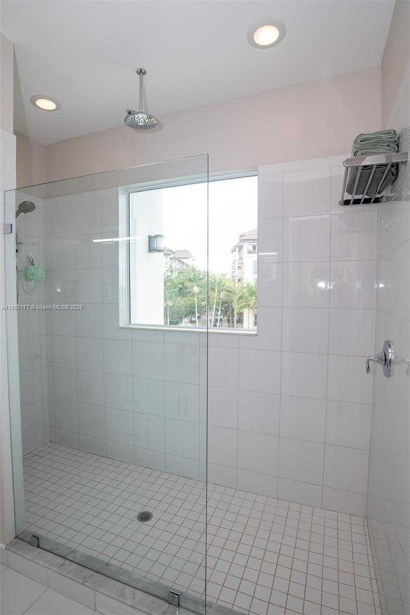 Small Image of 2900 NORTH EAST 12TH TER #14, Oakland Park Number 42