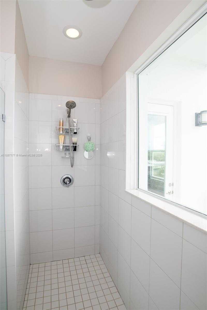 Small Image of 2900 NORTH EAST 12TH TER #14, Oakland Park Number 43