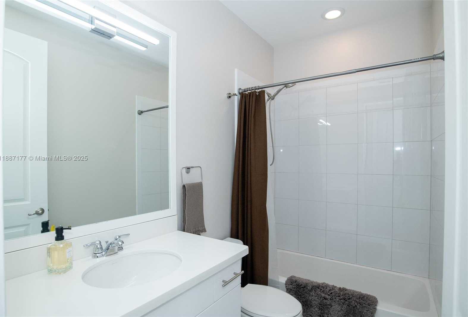 Small Image of 2900 NORTH EAST 12TH TER #14, Oakland Park Number 54