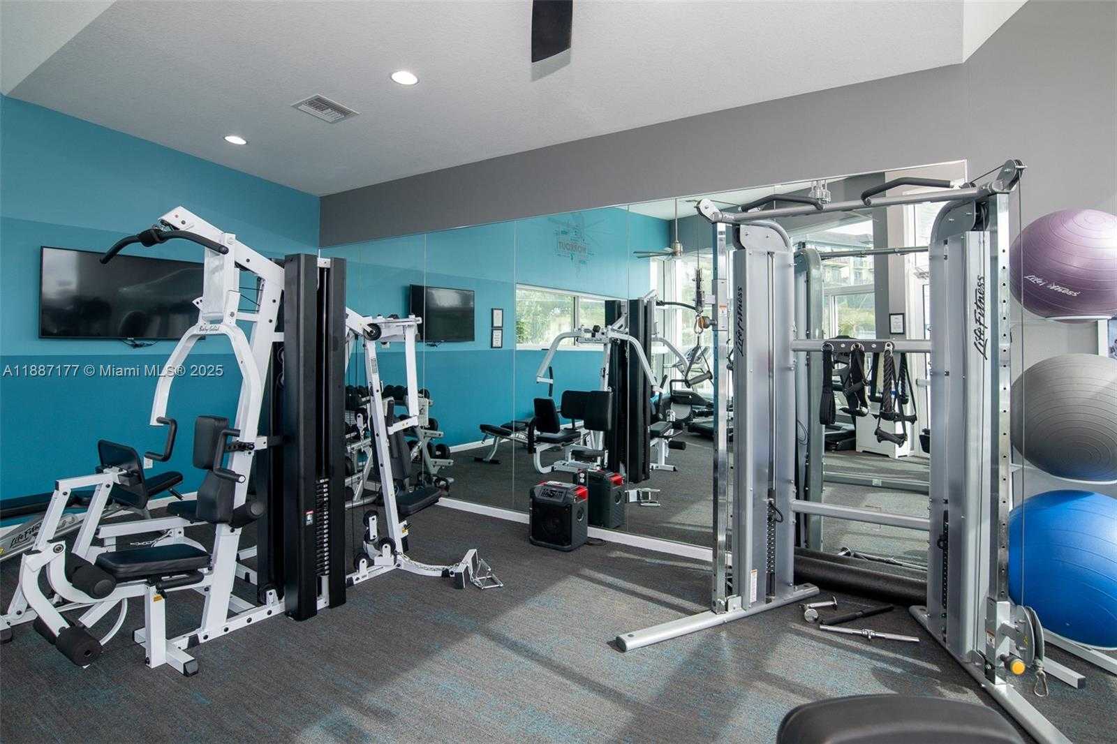 Small Image of 2900 NORTH EAST 12TH TER #14, Oakland Park Number 61