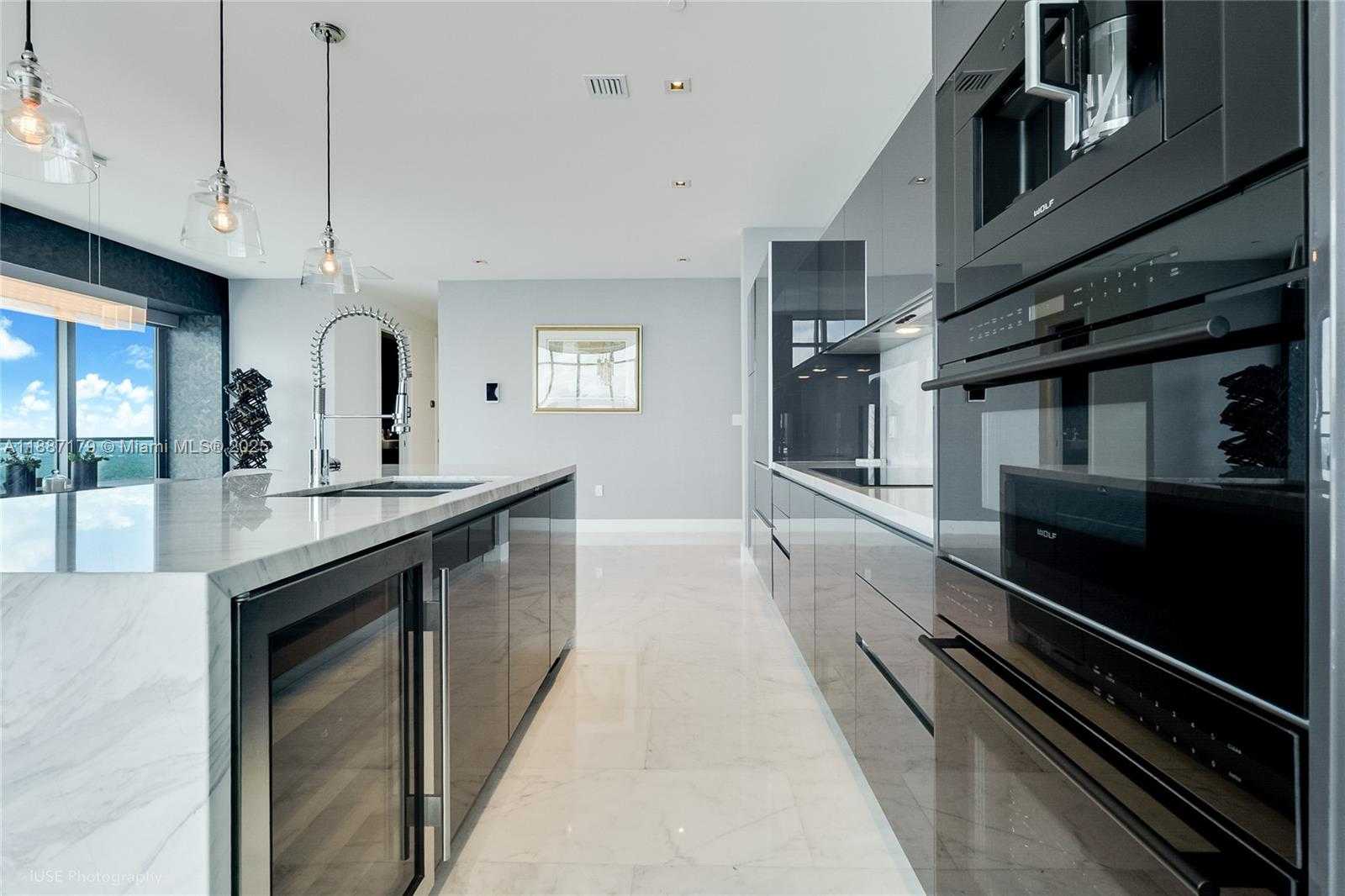 Small Image of 1451 BRICKELL AVE #4603, Miami Number 15