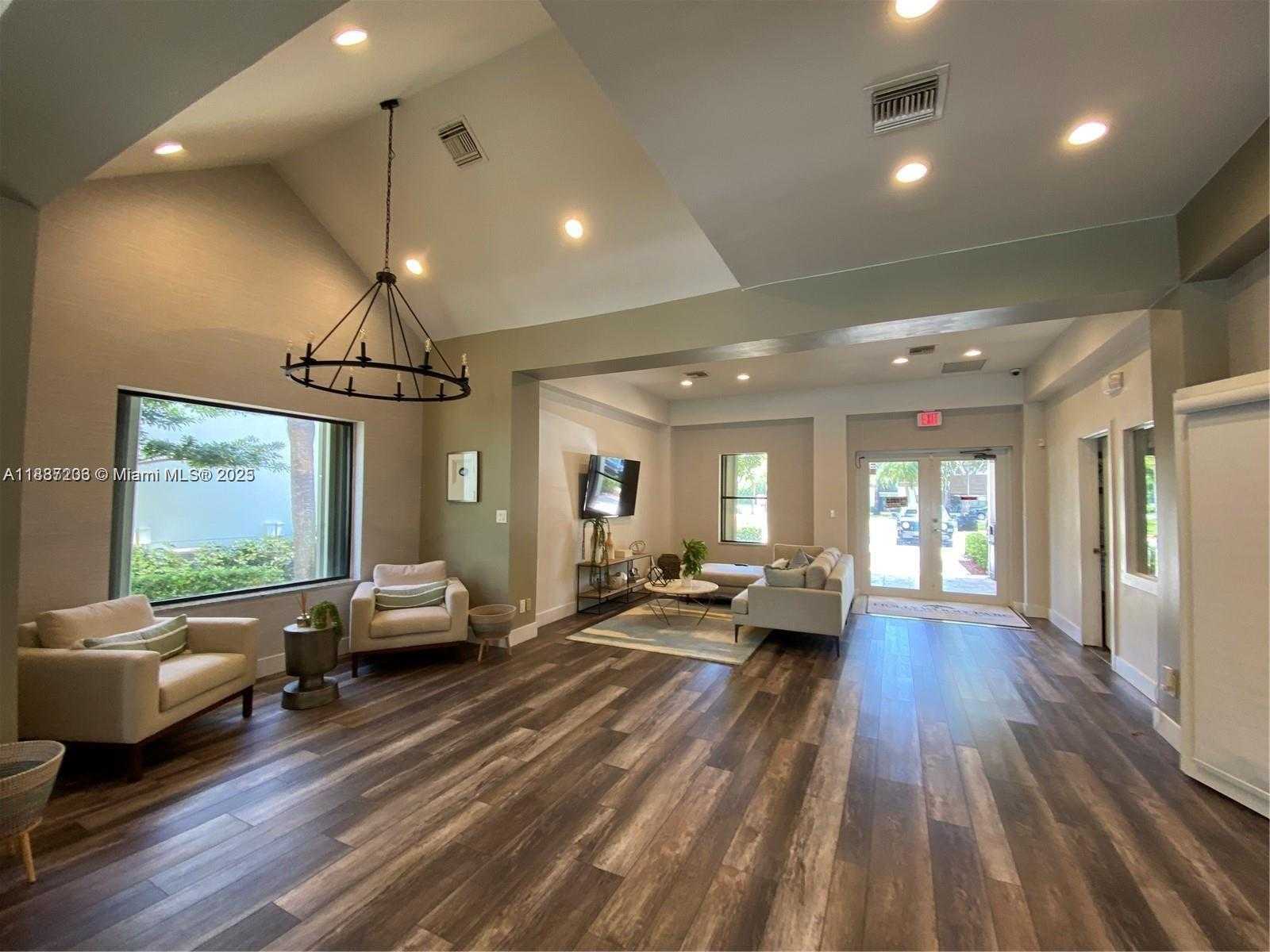 Small Image of 540 SOUTH PARK RD #14-9, Hollywood Number 18