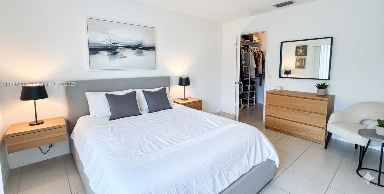 Small Image of 540 SOUTH PARK RD #14-9, Hollywood Number 8