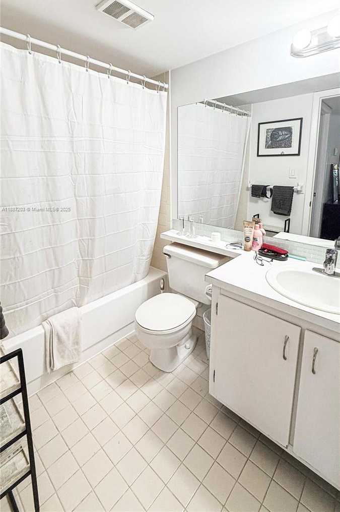 Small Image of 540 SOUTH PARK RD #14-9, Hollywood Number 9