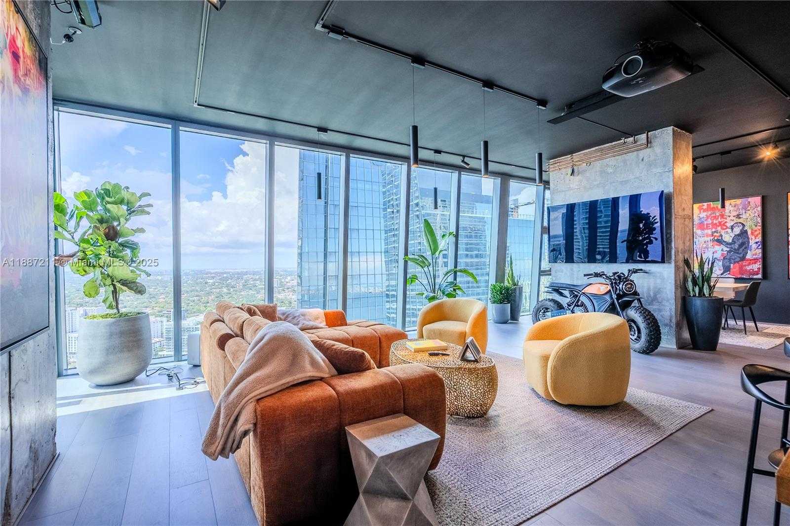 Small Image of 1451 BRICKELL AVE #3903, Miami Number 5