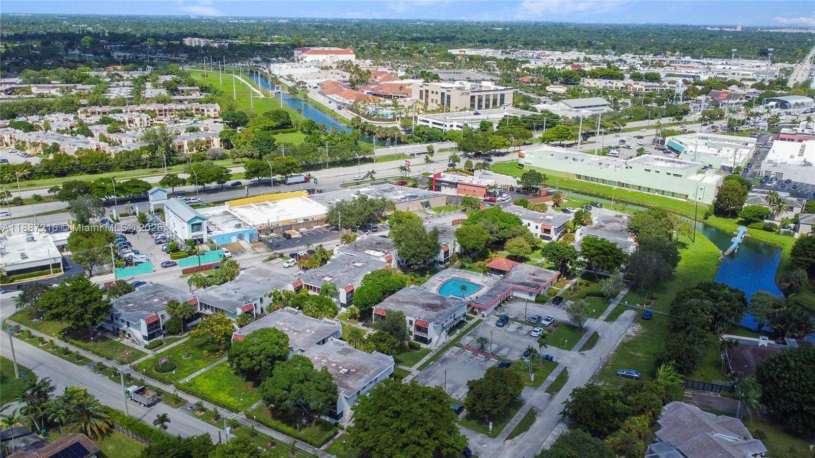 Small Image of 8701 SOUTH WEST 141ST ST #B4, Palmetto Bay Number 16