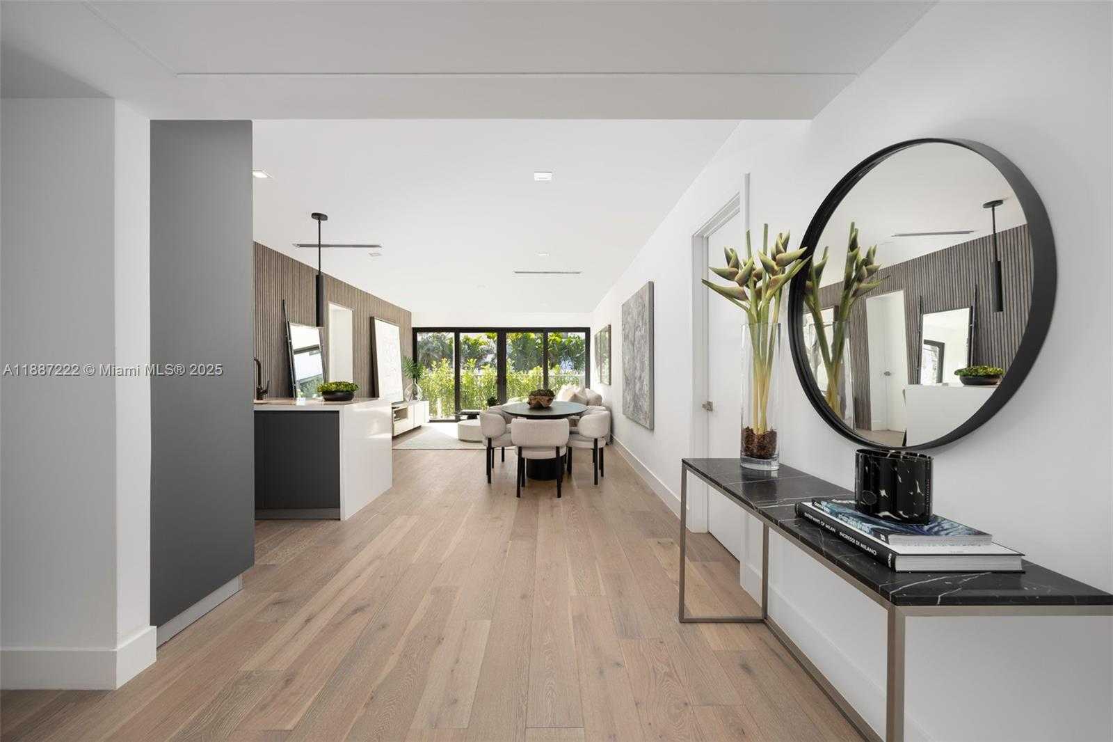 Small Image of 202 SUNRISE DR #202C, Key Biscayne Number 2
