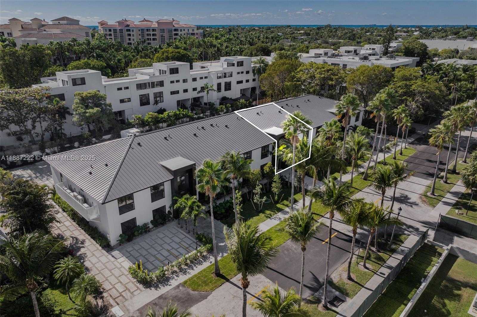 Small Image of 202 SUNRISE DR #202C, Key Biscayne Number 27