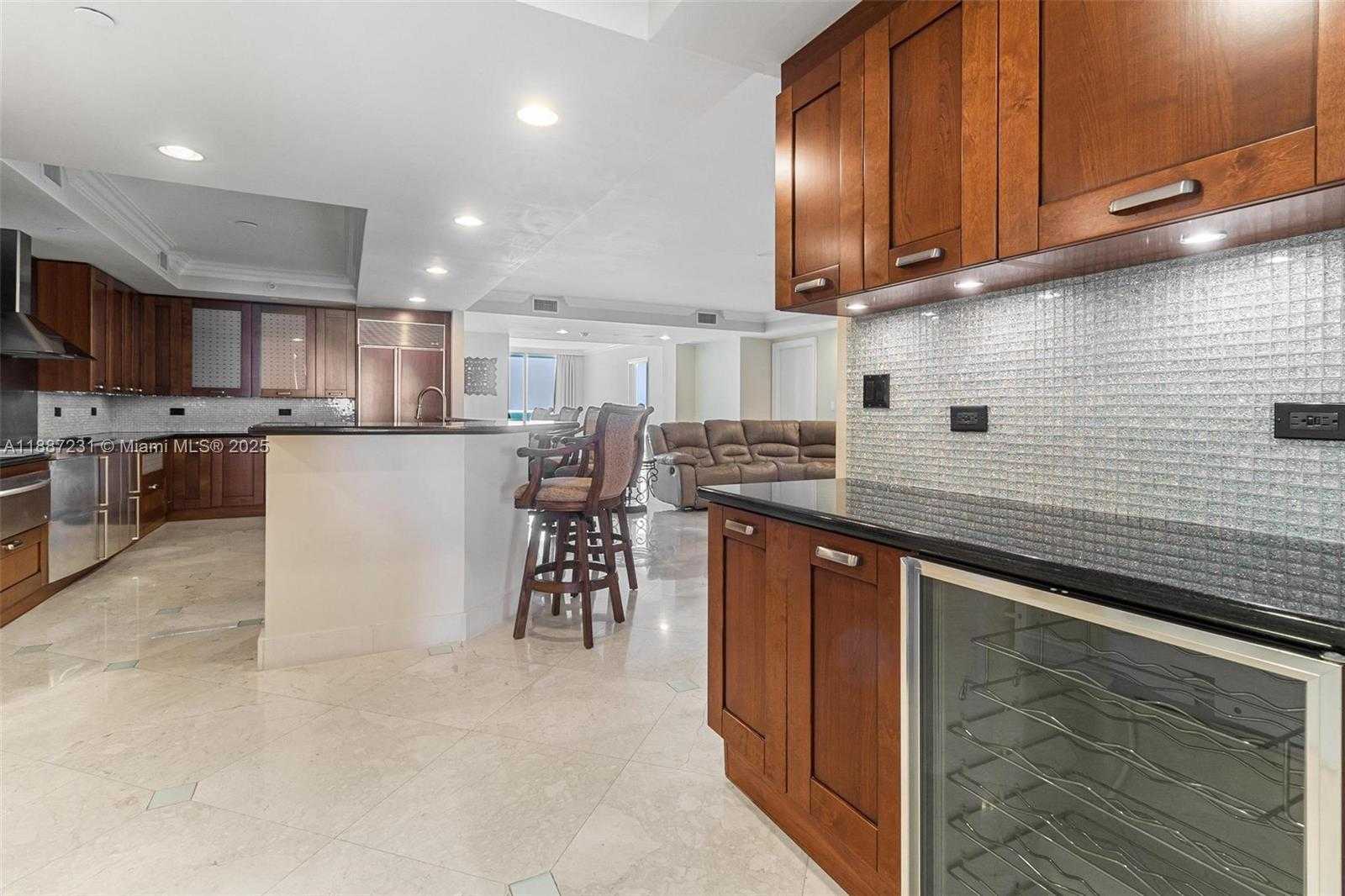 Small Image of 3201 NORTH EAST 183RD ST #PH2904-05, Aventura Number 23