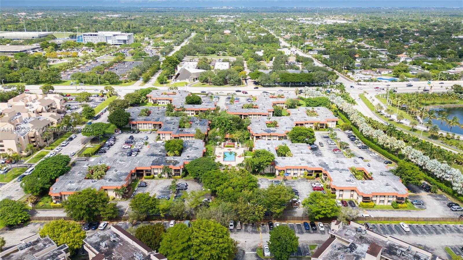 Small Image of 10477 SOUTH WEST 108TH AVE #226, Miami Number 31