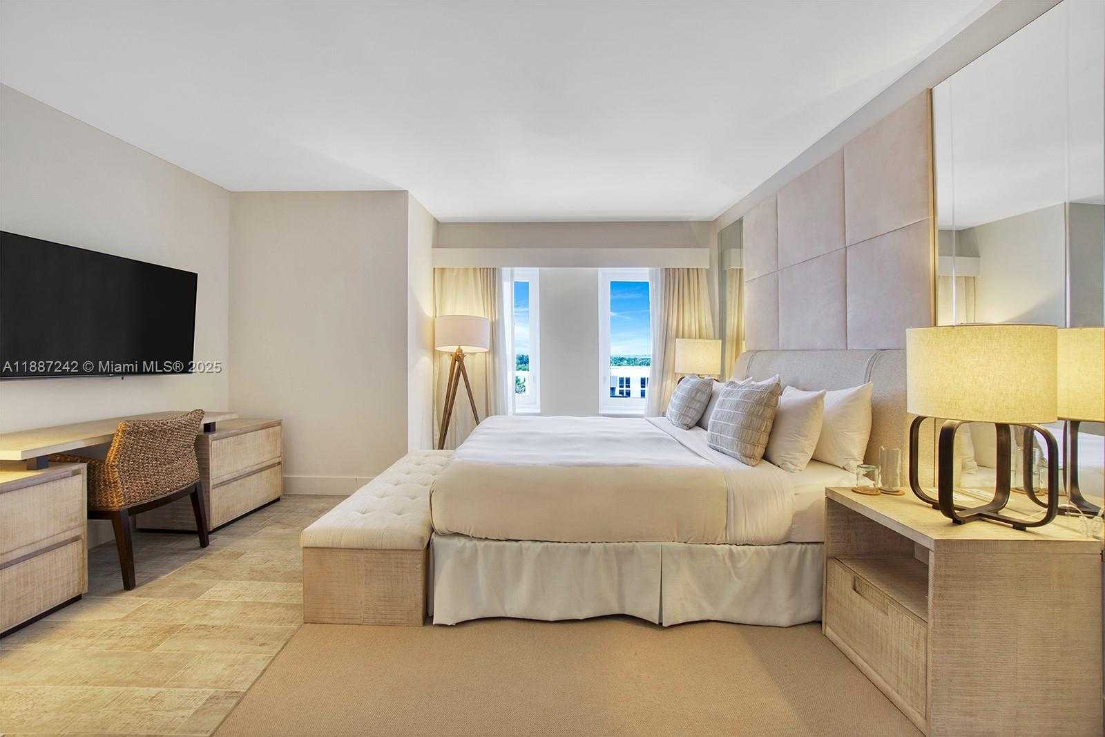 Small Image of 102 24 STREET #945, Miami Beach Number 2