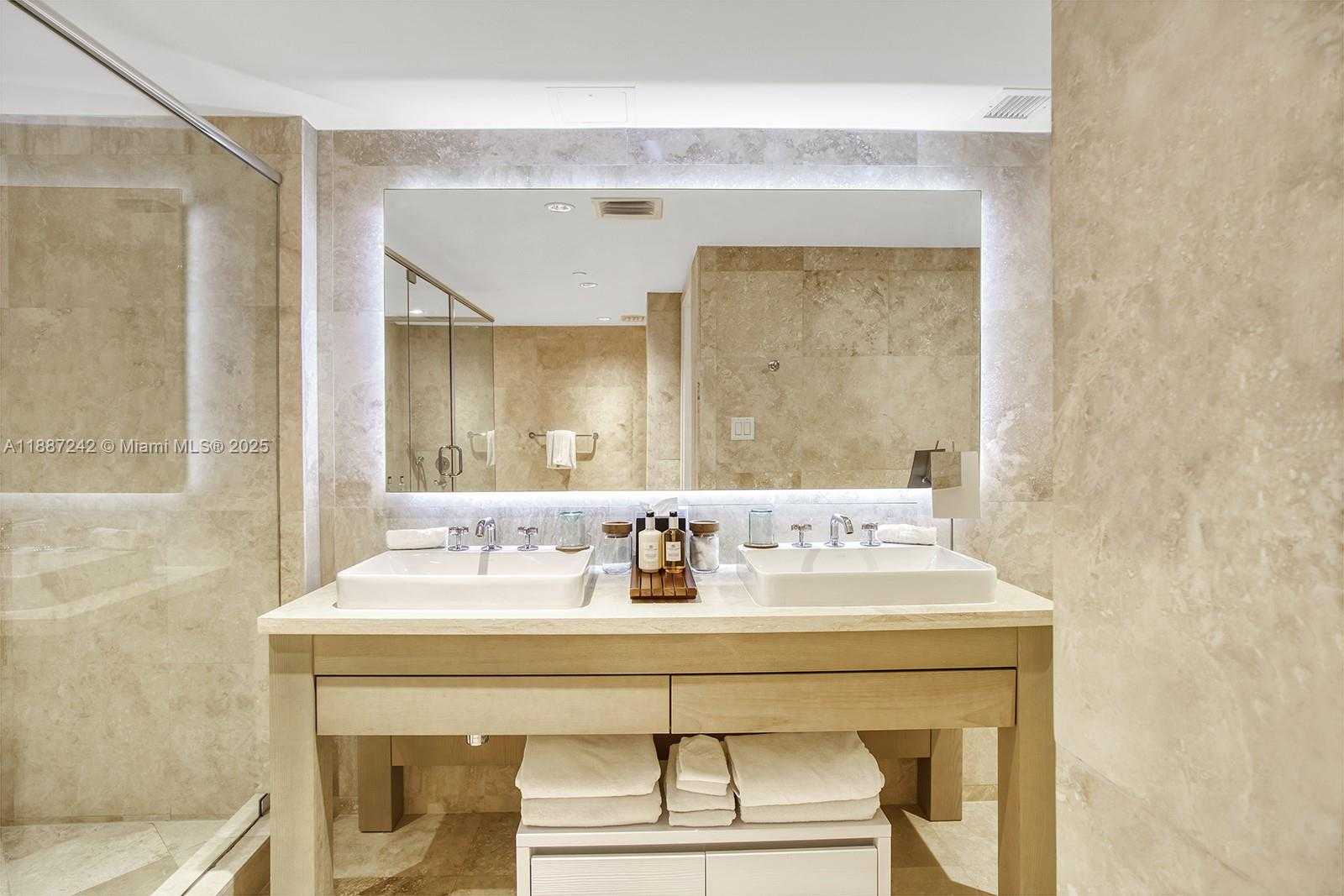 Small Image of 102 24 STREET #945, Miami Beach Number 5