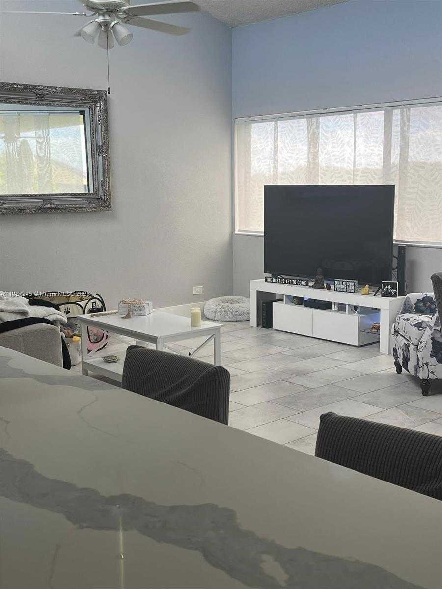 Small Image of 6666 SOUTH WEST 115TH CT #406, Miami Number 7