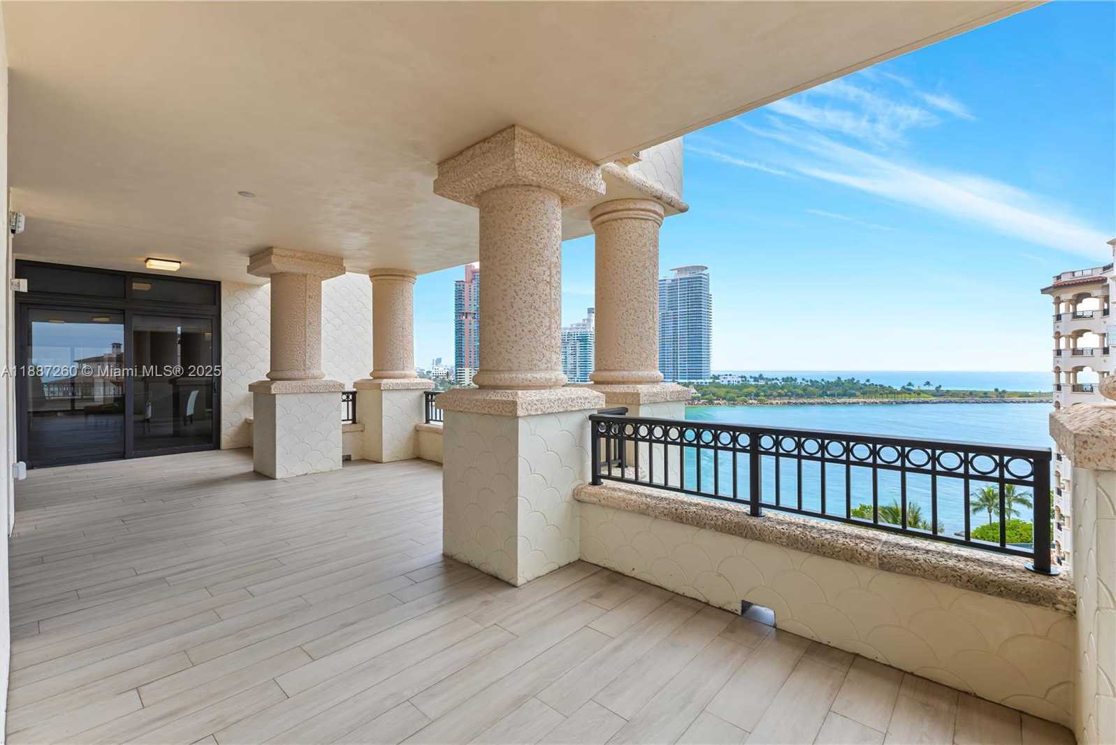 Small Image of 7085 FISHER ISLAND DR #7085, Miami Beach Number 20