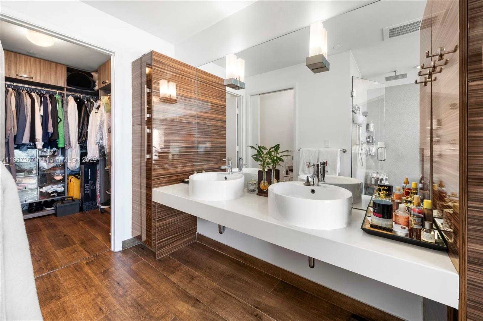 Small Image of 2020 NORTH BAYSHORE DR #3501, Miami Number 15