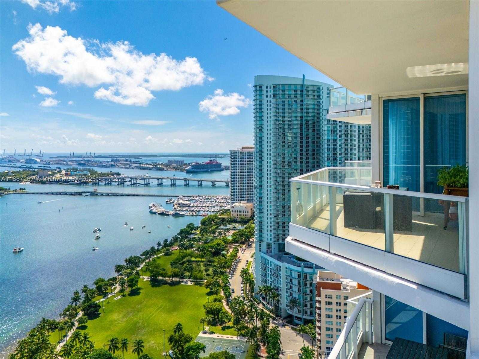 Small Image of 2020 NORTH BAYSHORE DR #3501, Miami Number 30