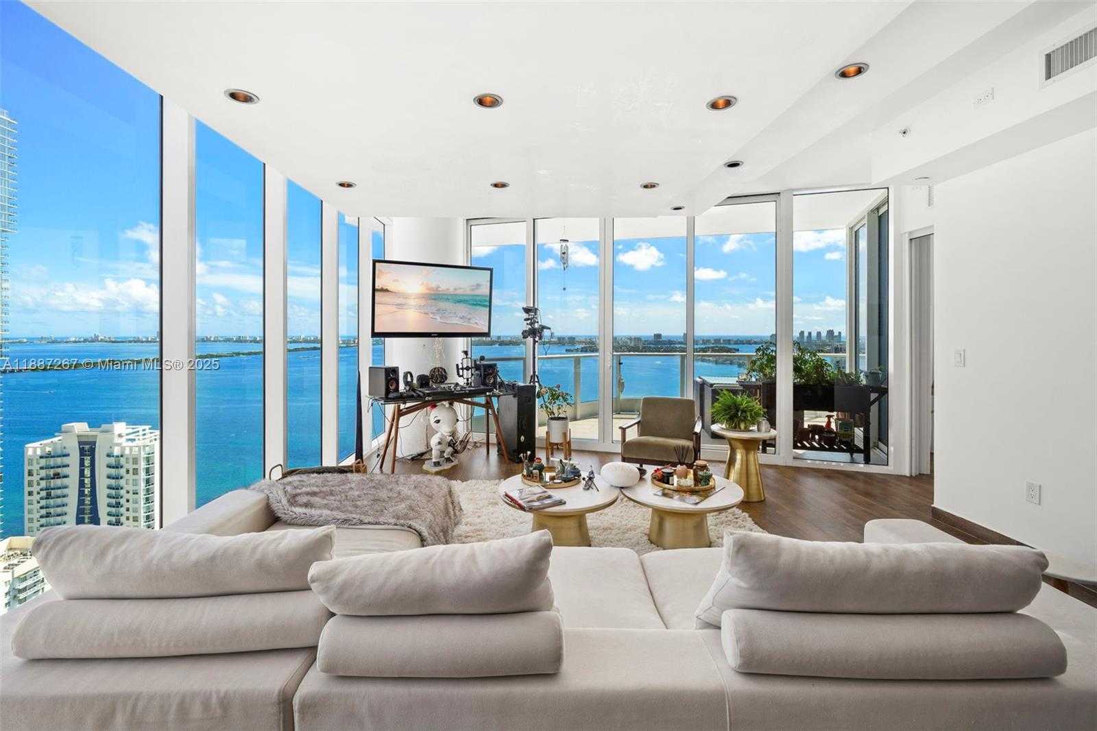 Small Image of 2020 NORTH BAYSHORE DR #3501, Miami Number 5
