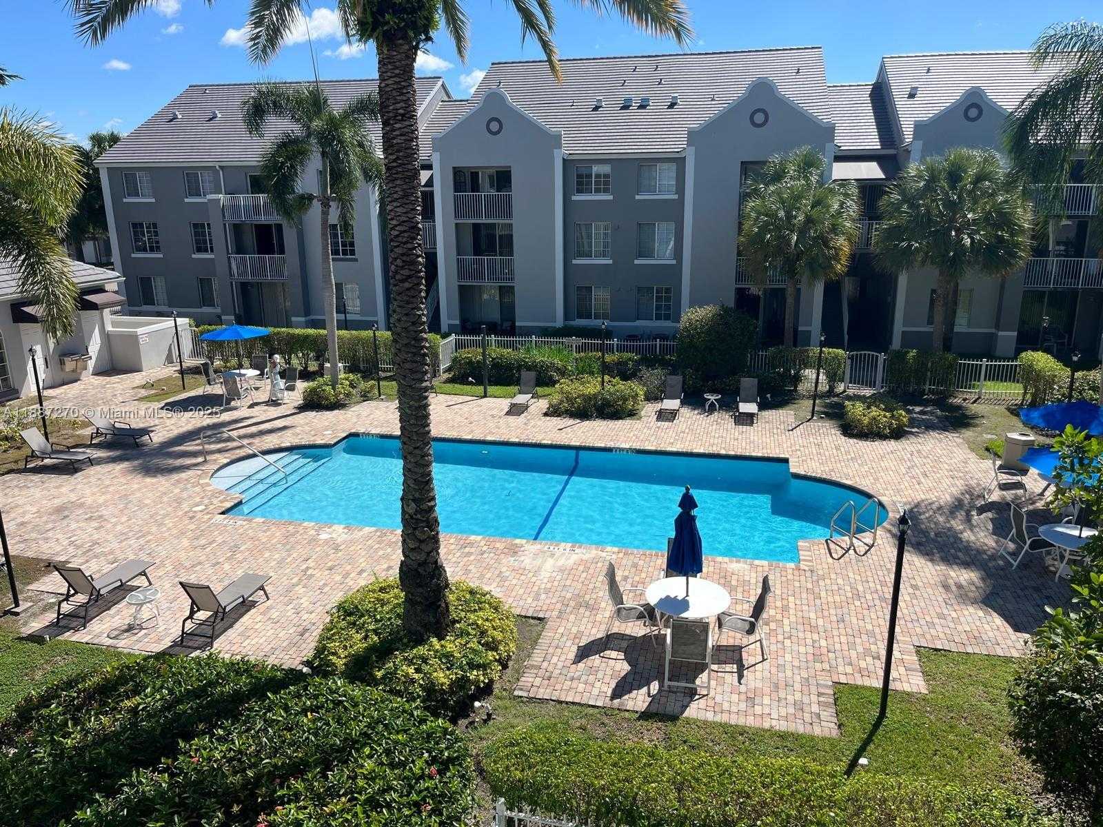 Small Image of 655 SOUTH WEST 111TH WAY #308, Pembroke Pines Number 31