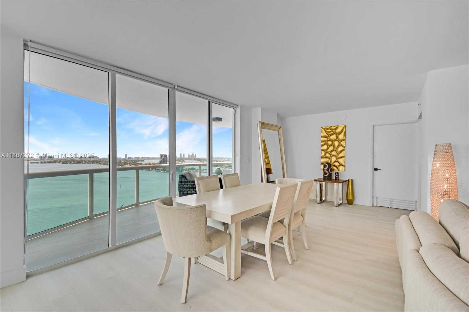 Small Image of 1800 NORTH BAYSHORE DR #2201, Miami Number 8