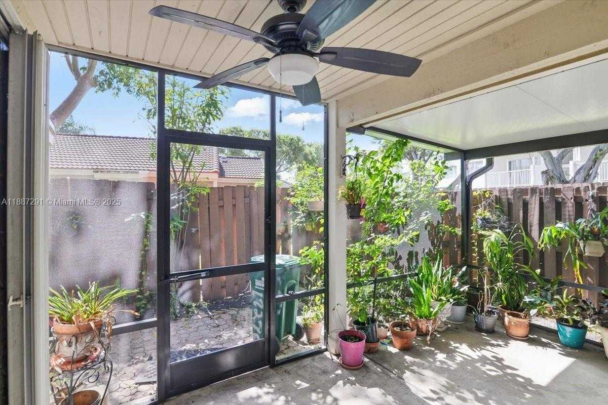 Small Image of 17270 NORTH WEST 60TH CT, Hialeah Number 23