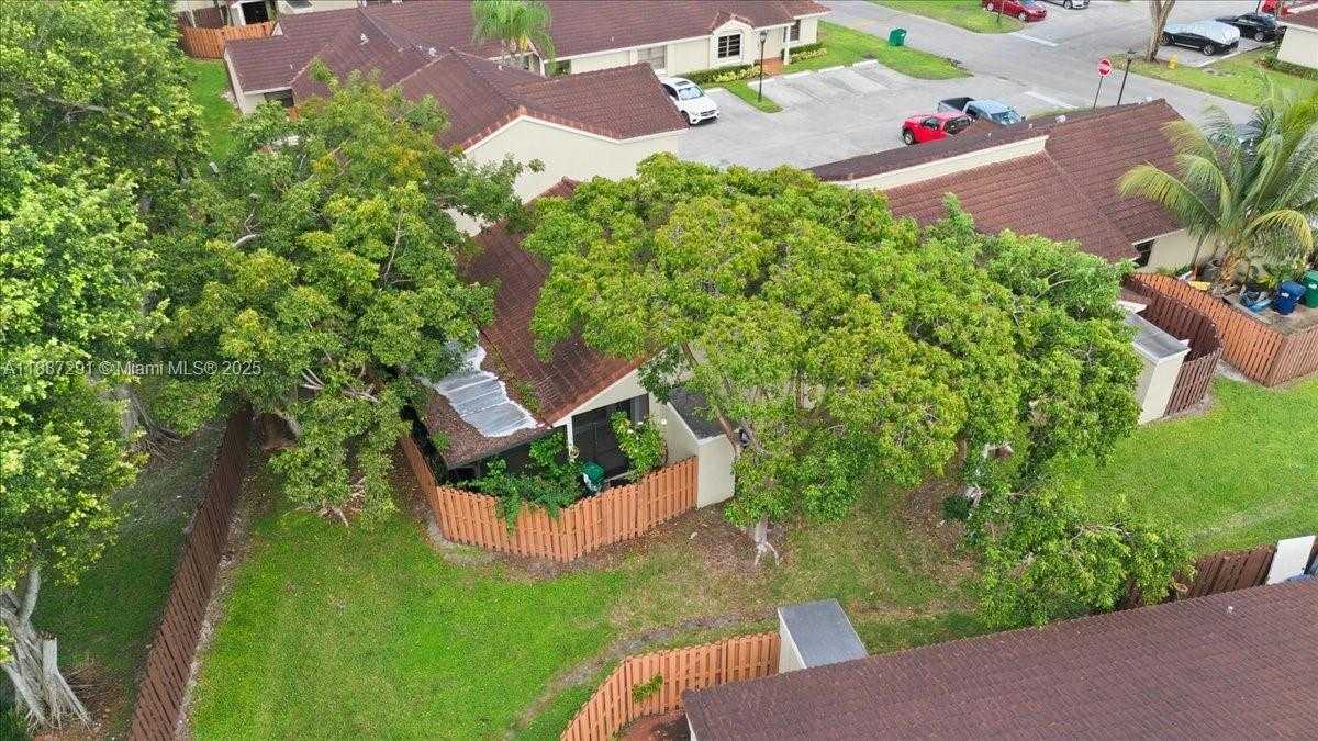 Small Image of 17270 NORTH WEST 60TH CT, Hialeah Number 31