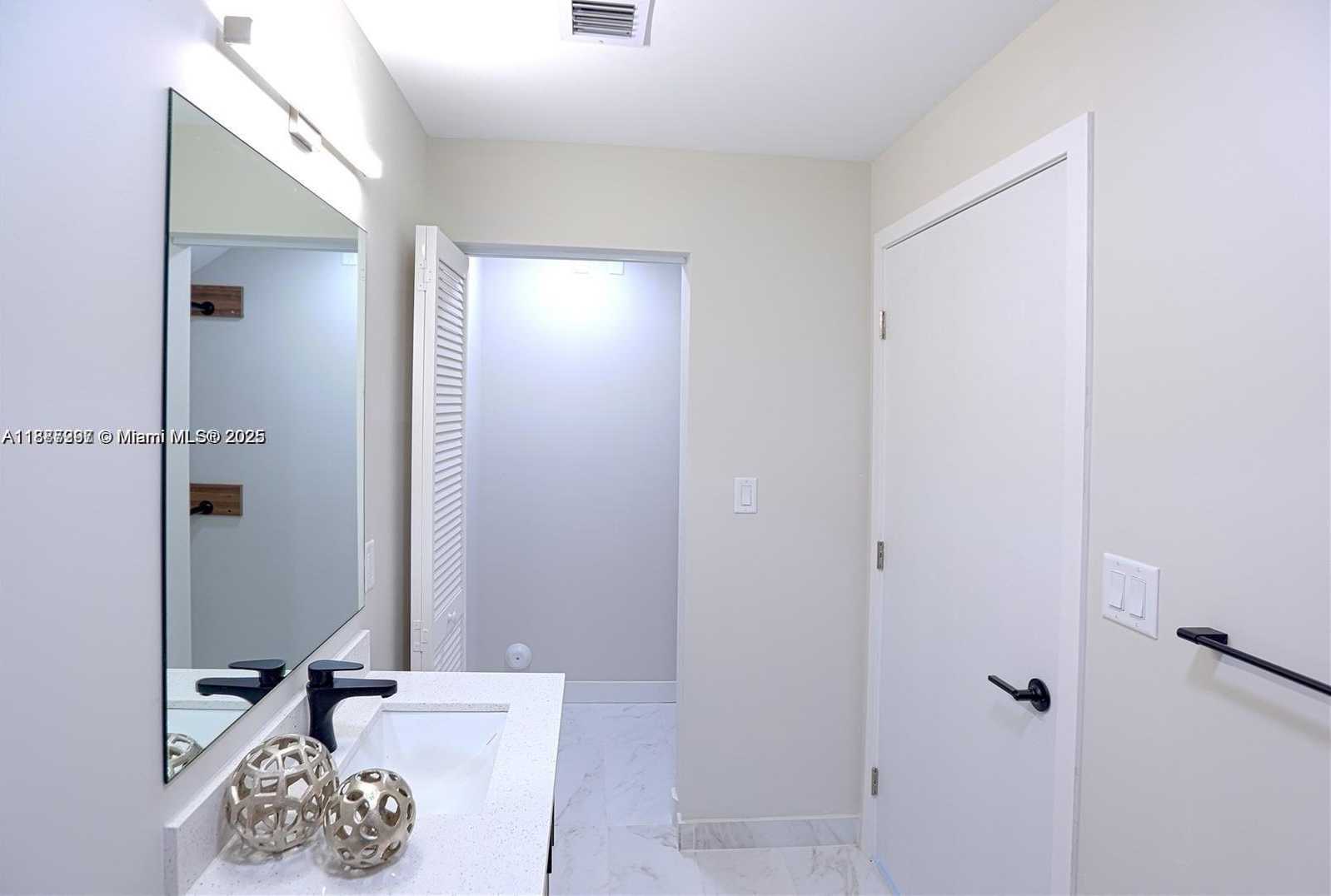 Small Image of 25761 SOUTH WEST 144TH AVE, Homestead Number 14