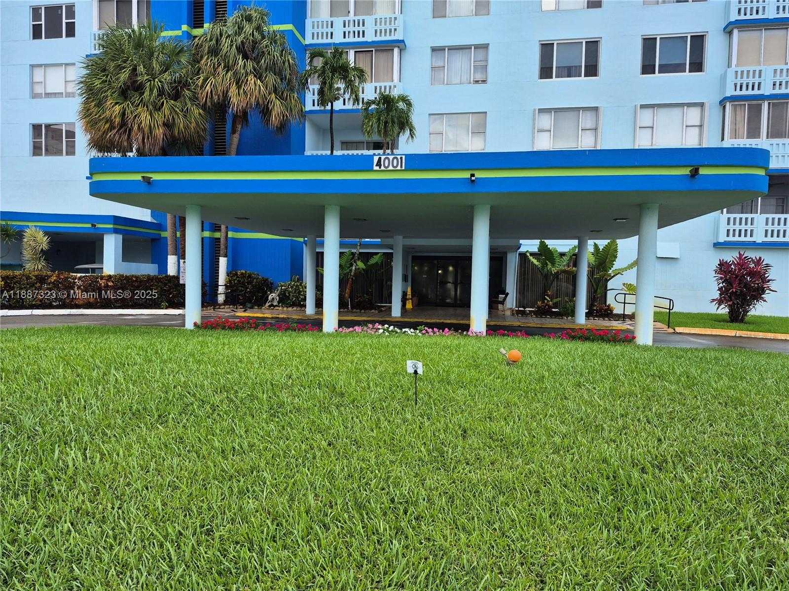 Small Image of 4001 HILLCREST DR #602-4, Hollywood Number 21