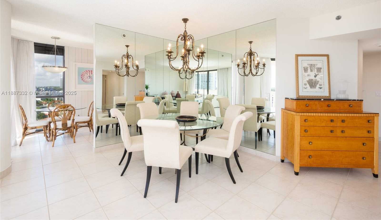 Small Image of 2000 ISLAND BLVD #1002, Aventura Number 4