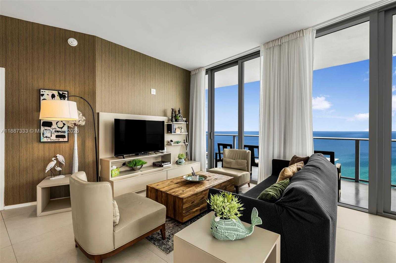 Small Image of 4111 SOUTH OCEAN DR #LPH1, Hollywood Number 20