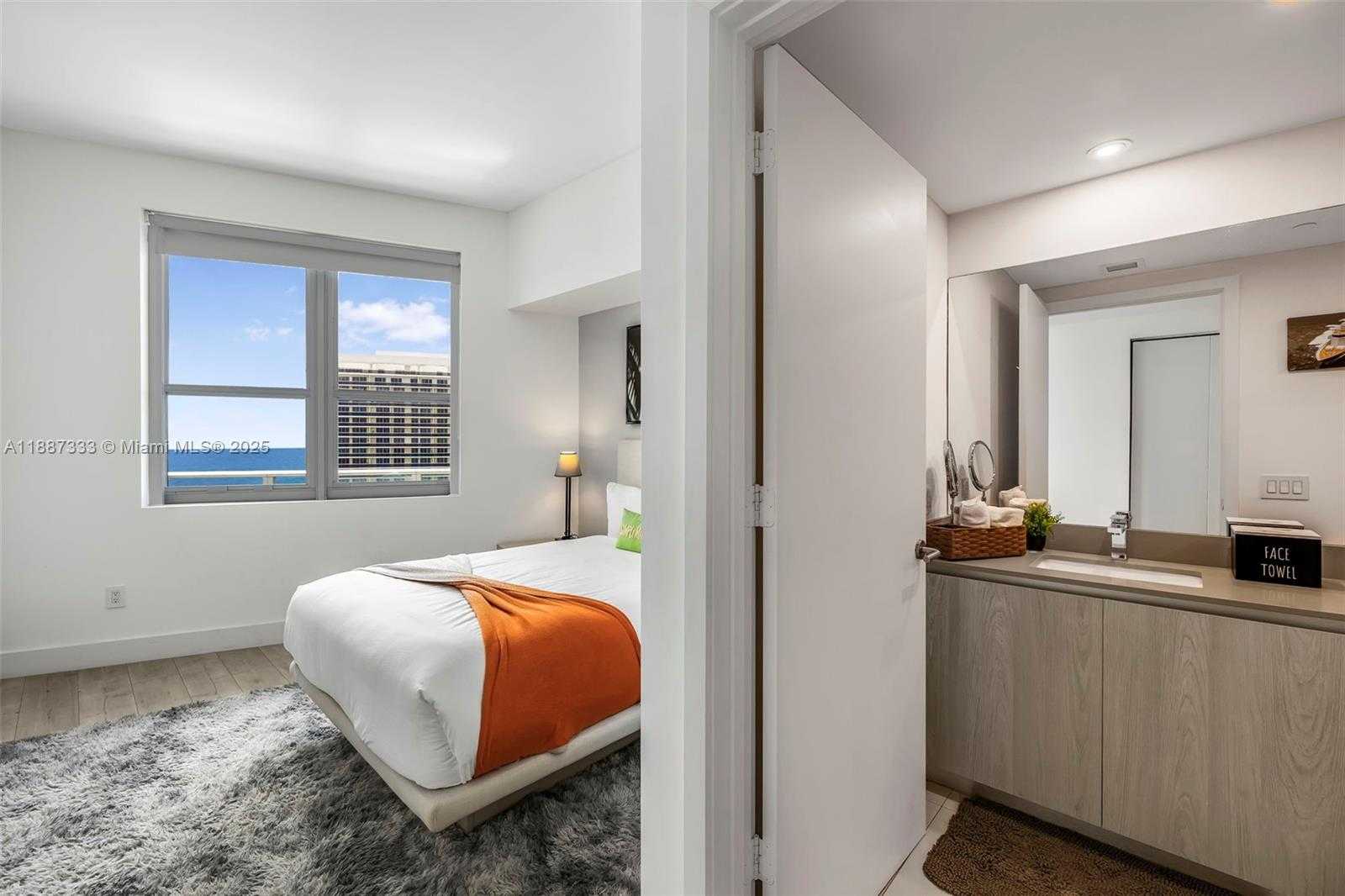 Small Image of 4111 SOUTH OCEAN DR #LPH1, Hollywood Number 28