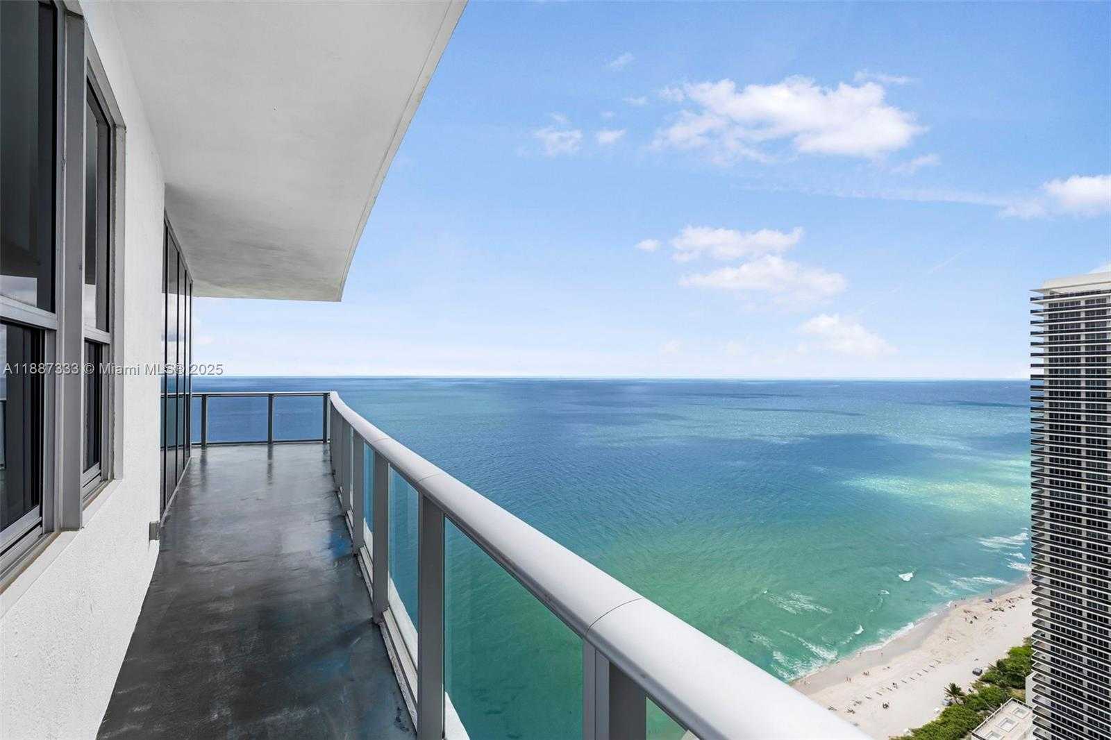 Small Image of 4111 SOUTH OCEAN DR #LPH1, Hollywood Number 6