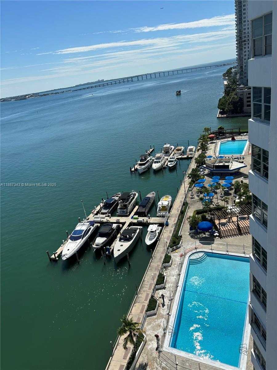 Small Image of 801 BRICKELL BAY DR #1569, Miami Number 16