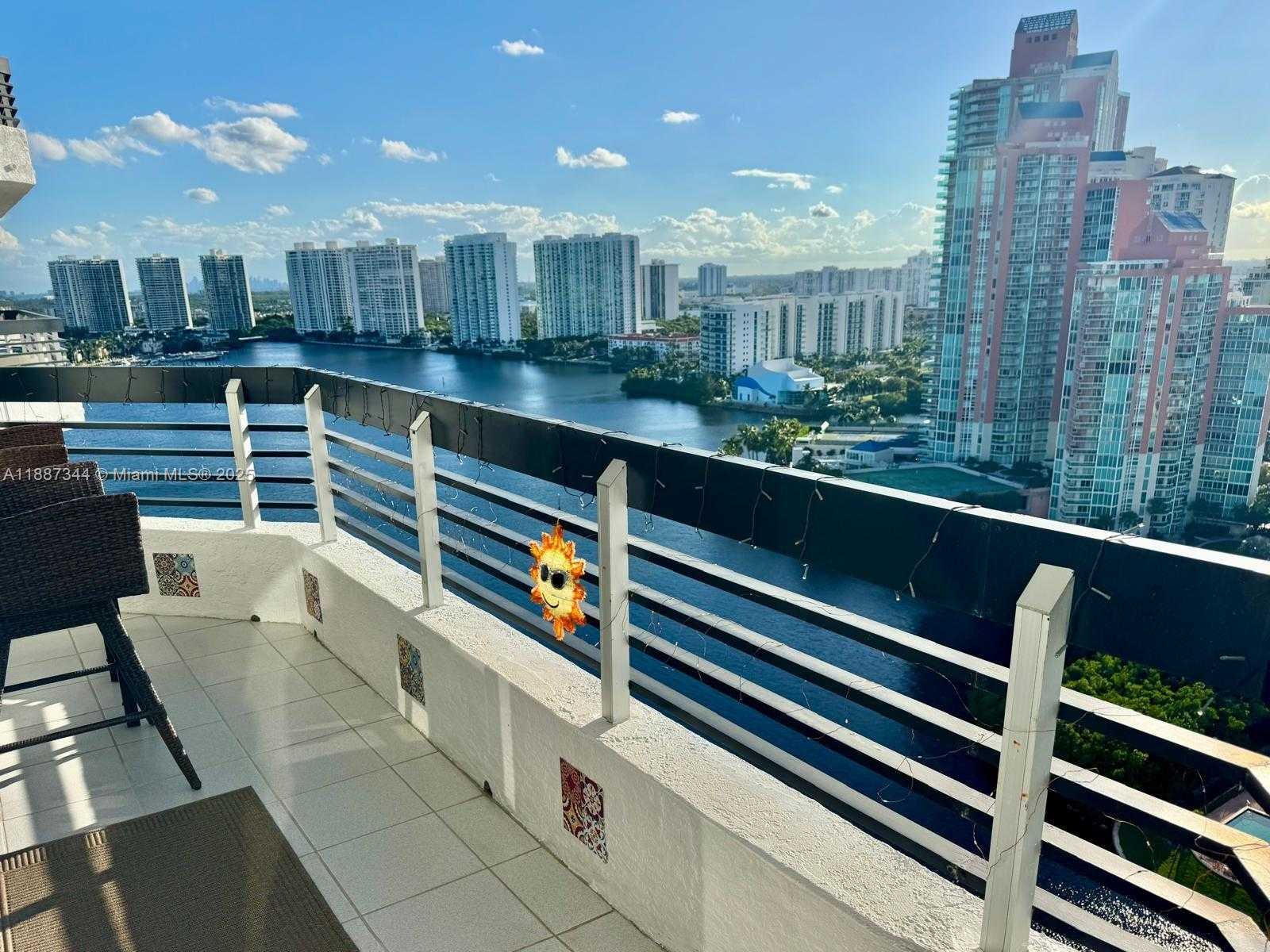 Small Image of 3530 MYSTIC POINTE DR #2403, Aventura Number 13