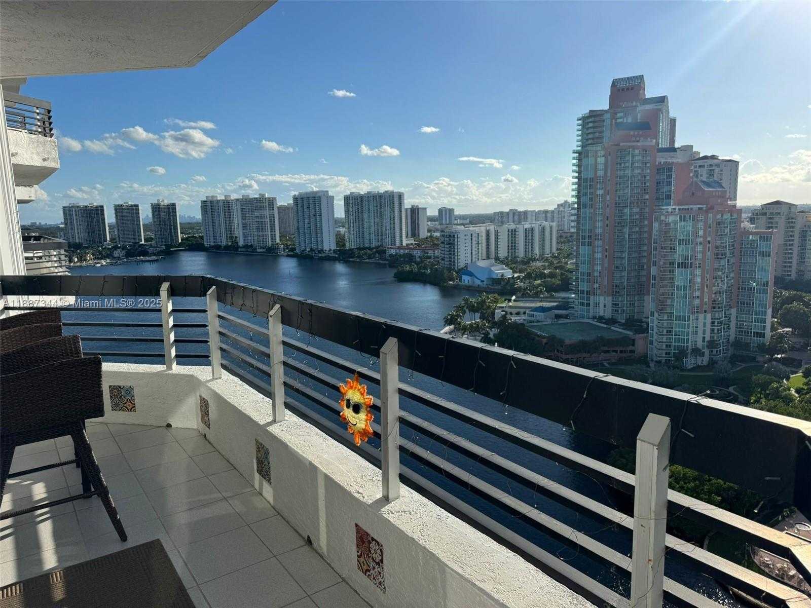 Small Image of 3530 MYSTIC POINTE DR #2403, Aventura Number 17