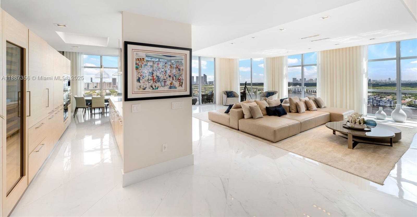 Small Image of 17301 BISCAYNE BLVD #PH-7, North Miami Beach Number 12