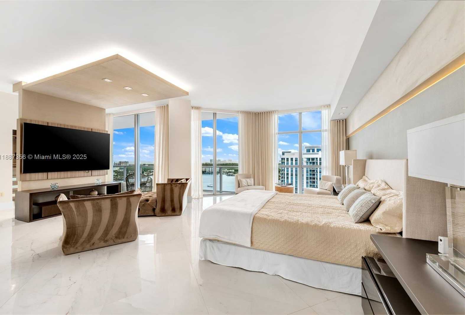 Small Image of 17301 BISCAYNE BLVD #PH-7, North Miami Beach Number 19