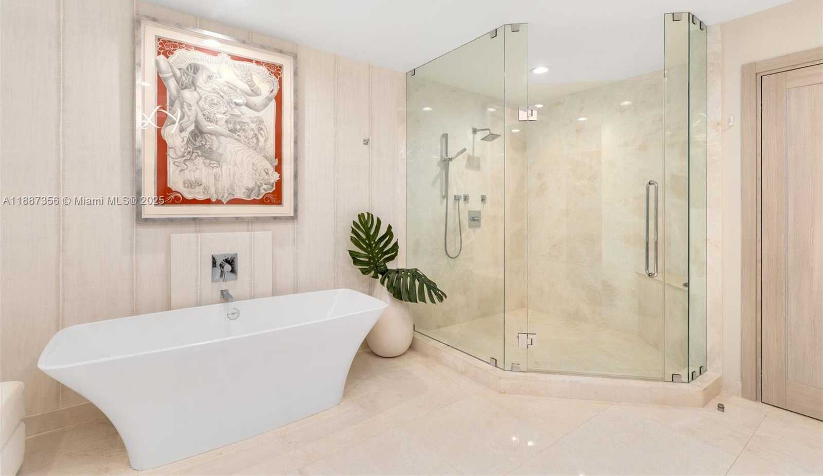 Small Image of 17301 BISCAYNE BLVD #PH-7, North Miami Beach Number 22