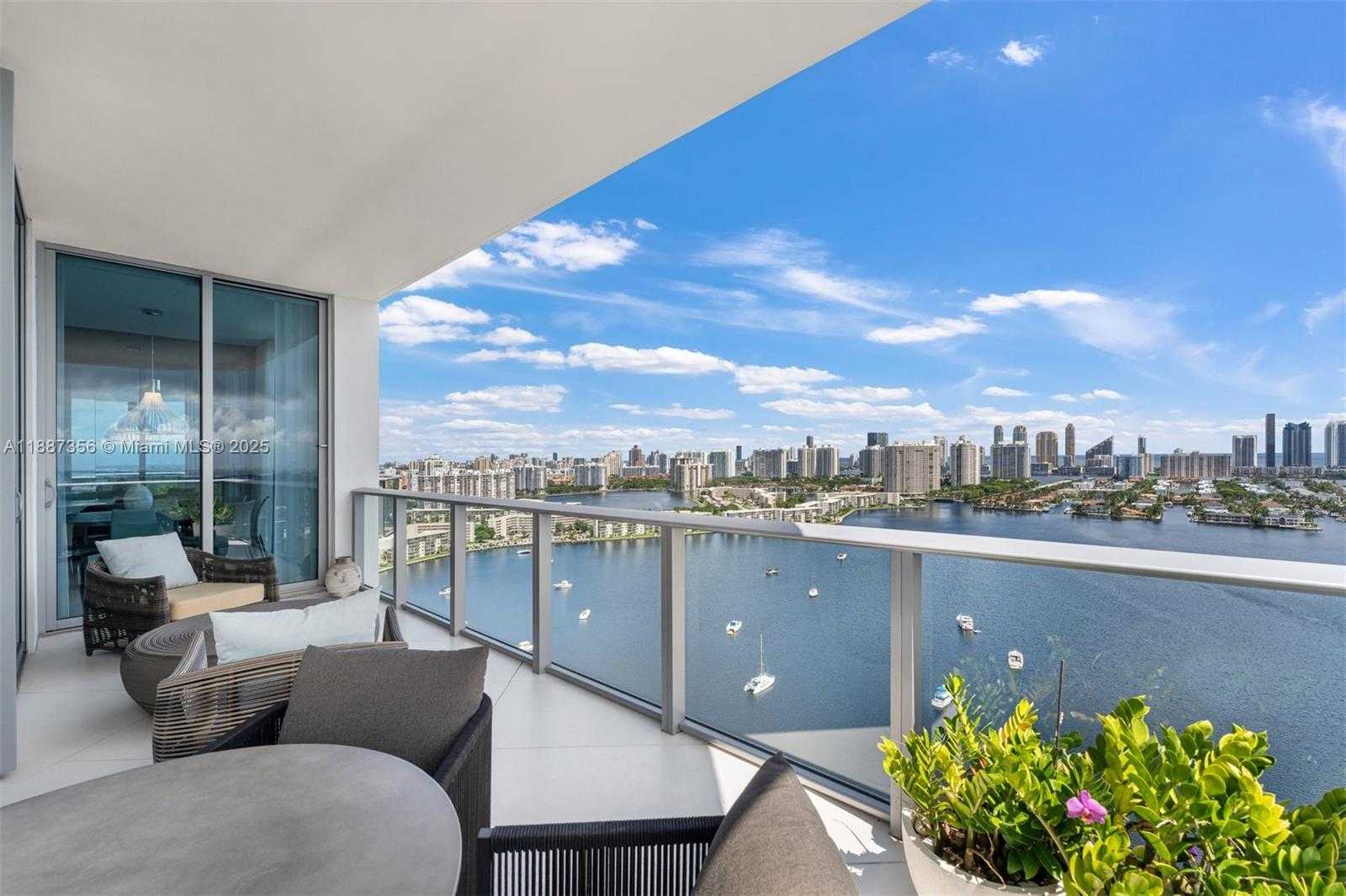 Small Image of 17301 BISCAYNE BLVD #PH-7, North Miami Beach Number 33