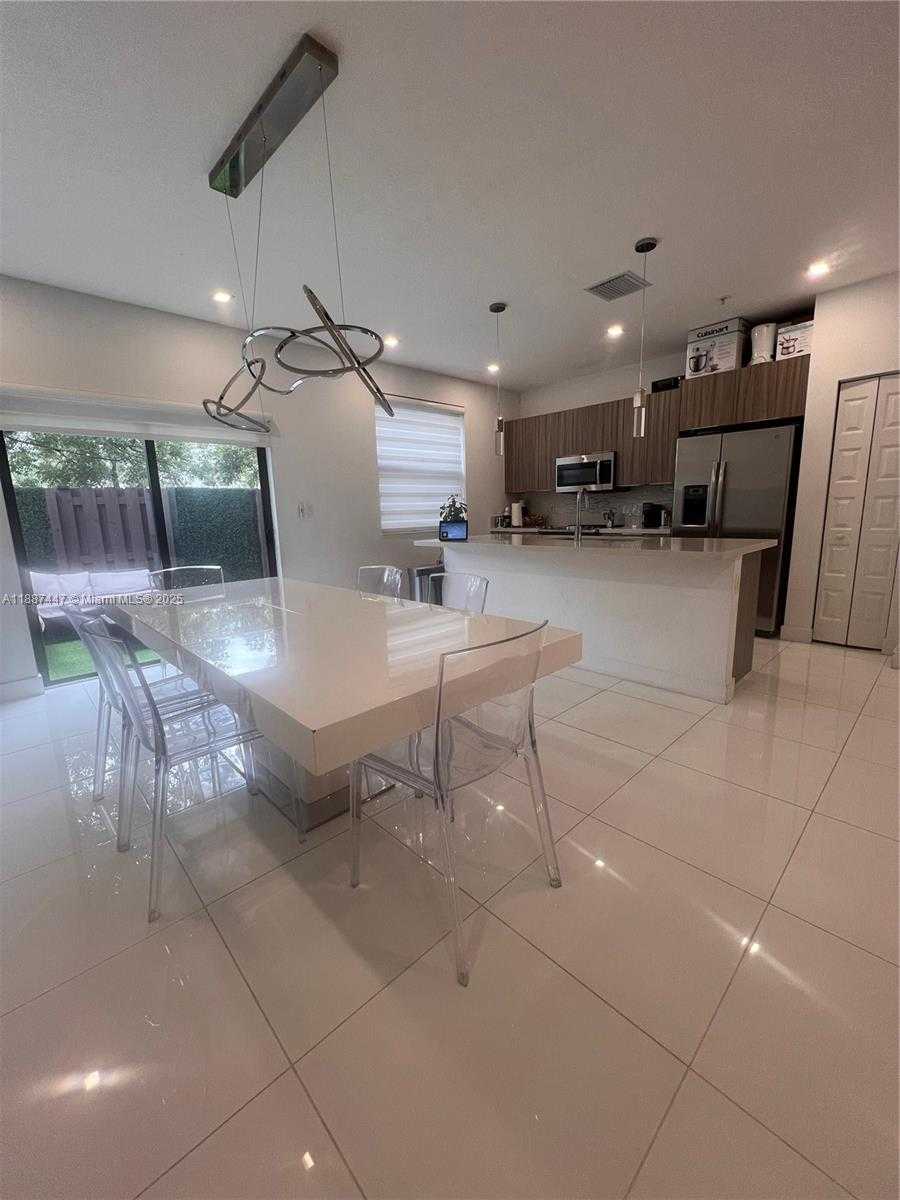 Small Image of 10431 NORTH WEST 82ND ST #1, Doral Number 10