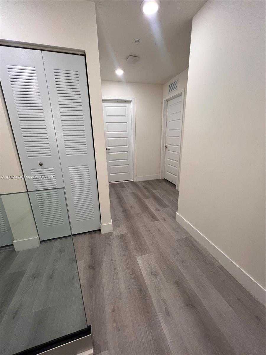 Small Image of 10431 NORTH WEST 82ND ST #1, Doral Number 17