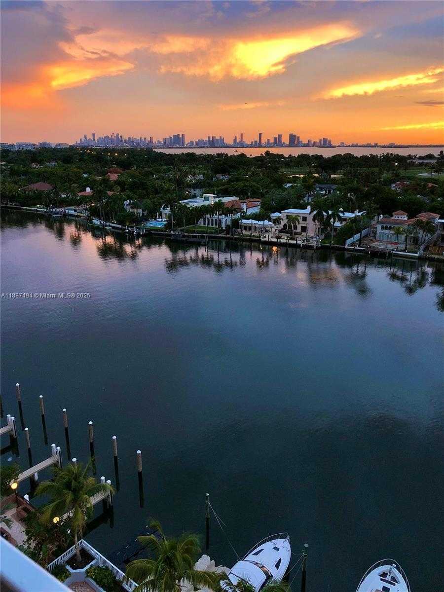 Small Image of 5700 COLLINS AVE #12E, Miami Beach Number 33