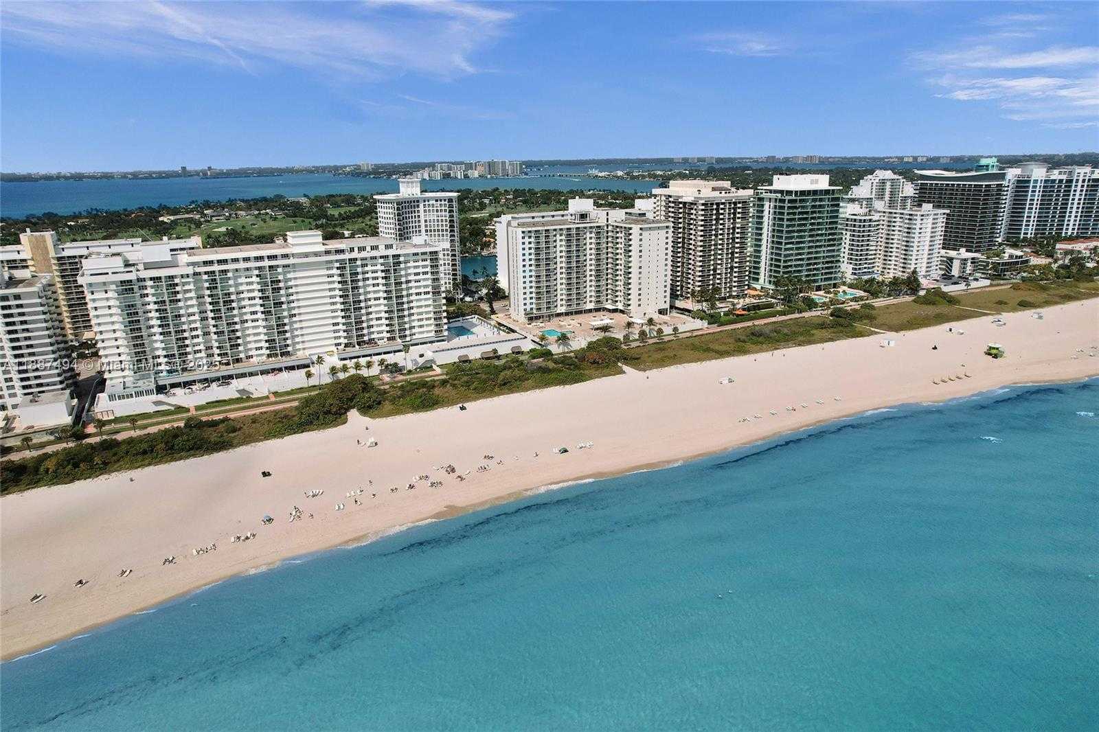 Small Image of 5700 COLLINS AVE #12E, Miami Beach Number 36