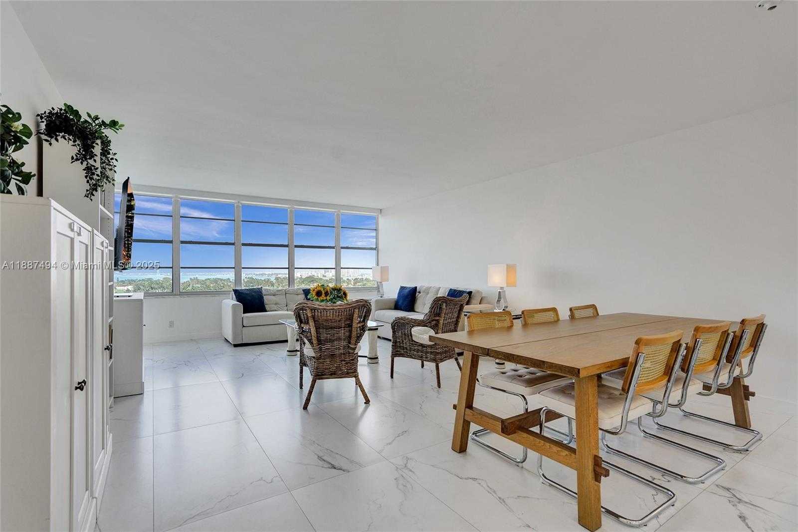 Small Image of 5700 COLLINS AVE #12E, Miami Beach Number 7
