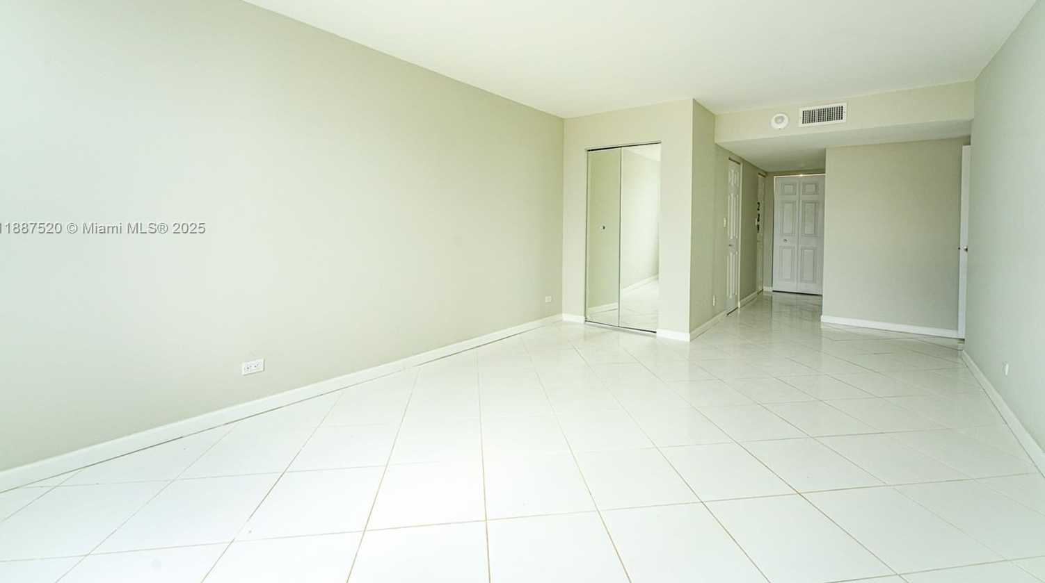 Small Image of 301 174TH ST #618, Sunny Isles Beach Number 25