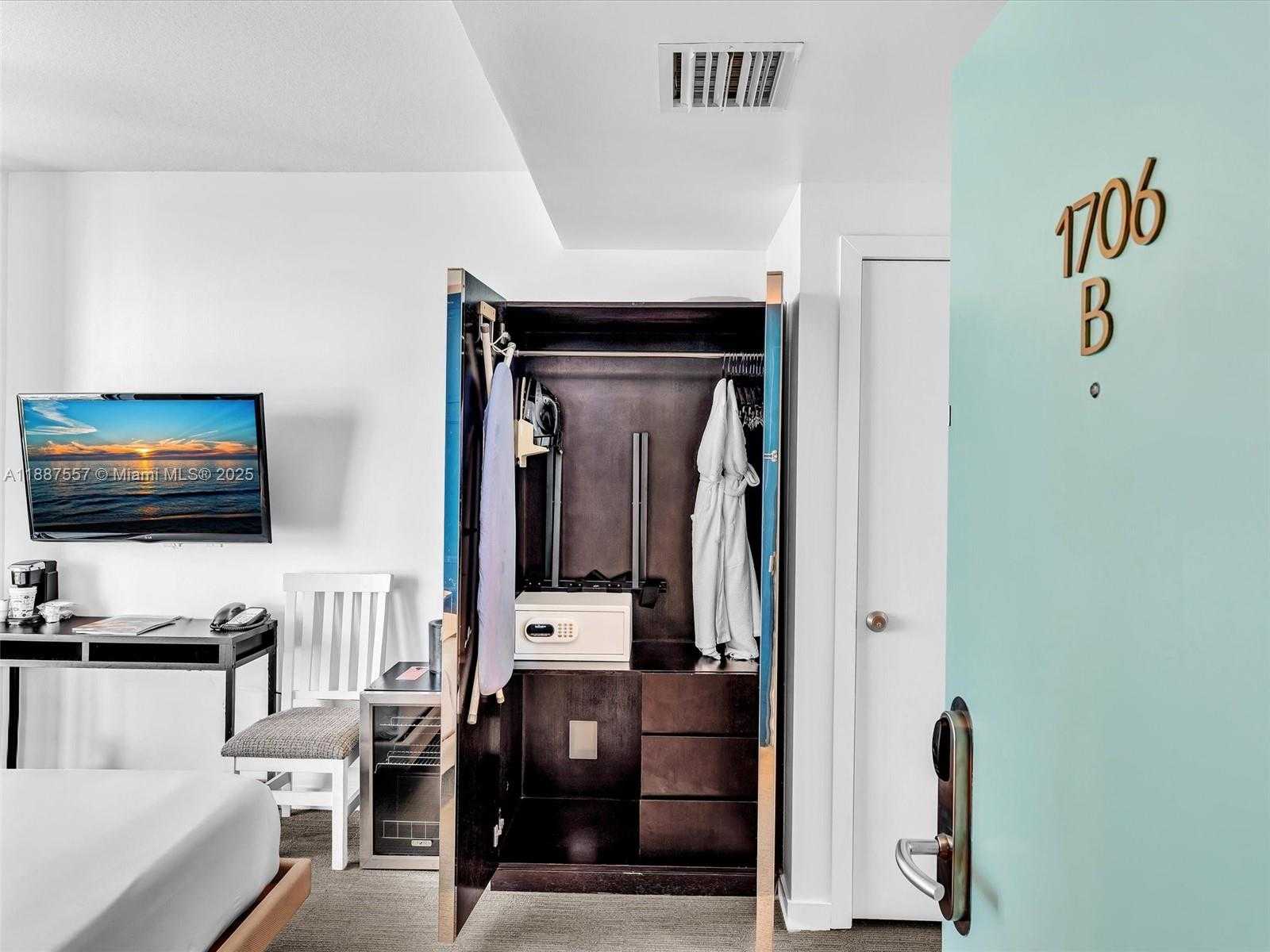 Small Image of 17315 COLLINS AVE #1106, Sunny Isles Beach Number 48