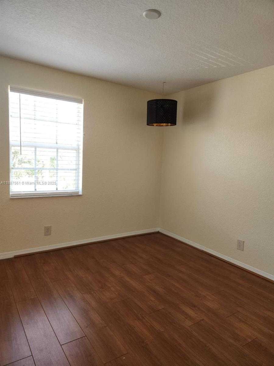 Small Image of 9166 NORTH WEST 40TH PL, Sunrise Number 10